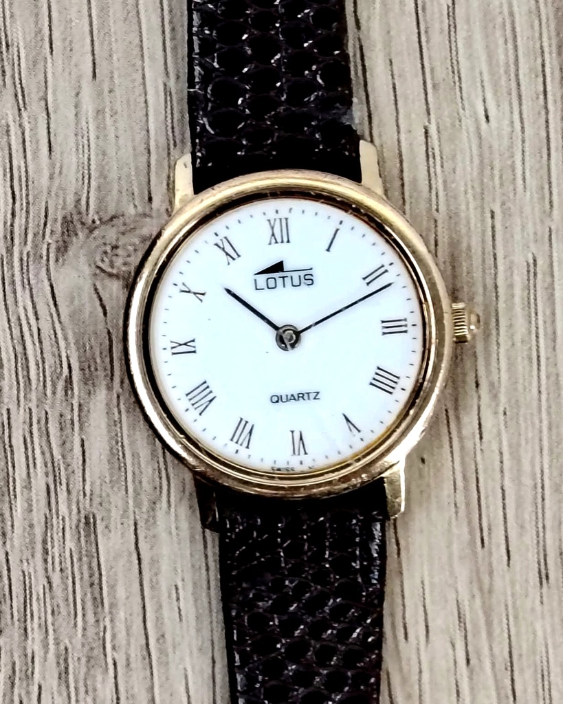[WALLAPOP-1305712287] Lotus vintage de mujer · dorado y esfera blanca 24 mm